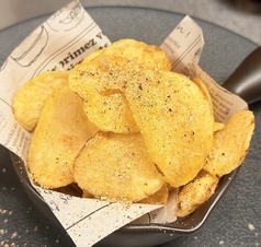 やみつきポテトチップス 黒トリュフ味