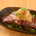 料理メニュー写真 牛ハツのタタキ