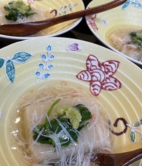 胡麻豆腐　ズワイガニ餡