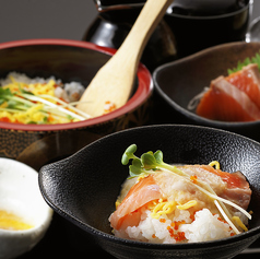 お得なランチが大人気！利用シーンに合せ935円(税込)～!