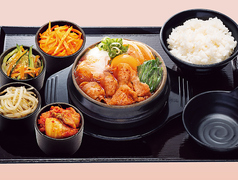 豚カルビとニラのスンドゥブ定食