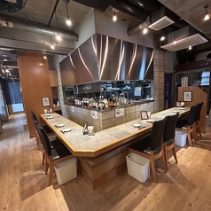 横並びの会話はより親しく◎