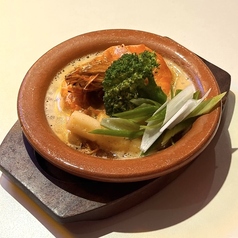 殻ごと食べれる海老の麻辣アヒージョ