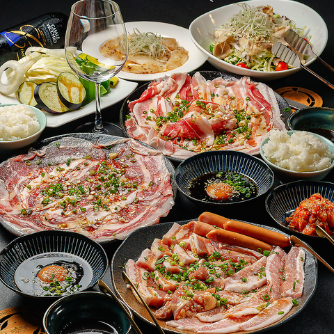 肉の山に驚愕！炊き肉と焼肉食べ放題で鹿児島産黒毛和牛を楽しむ♪特別な時間を演出◎