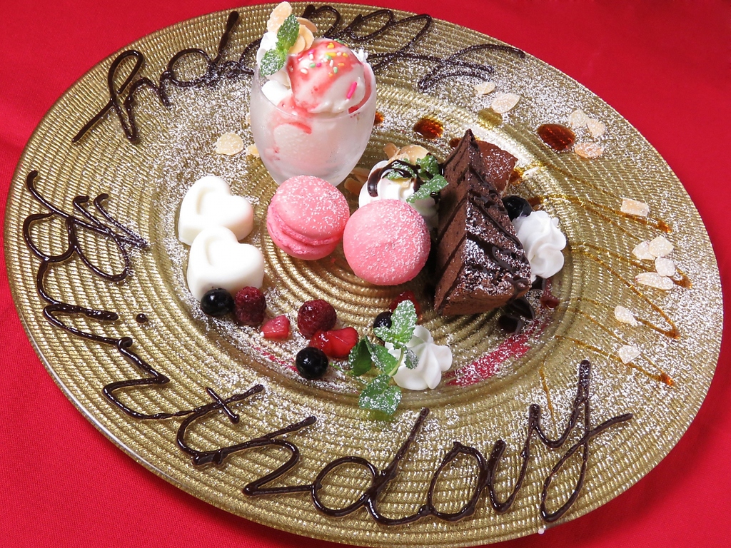 【サプライズに】お誕生日にデザートプレートのご準備も可能です♪お気軽にお問い合わせください。