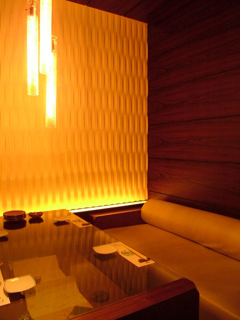 接待に最適なソファ席の個室もご用意しています！（一部屋のみです。お早めに！）