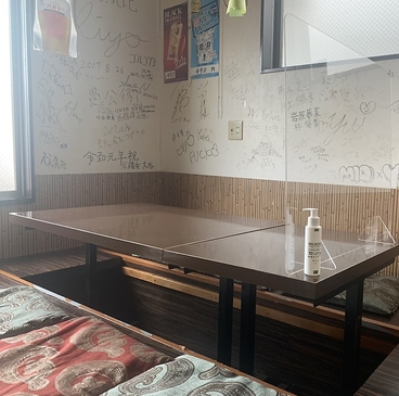 韓国居酒屋 でばき屋の雰囲気1