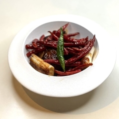 爆弾鶏のラーズーチー