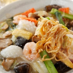 フカヒレあんかけ炒飯／五目あんかけ焼きそば