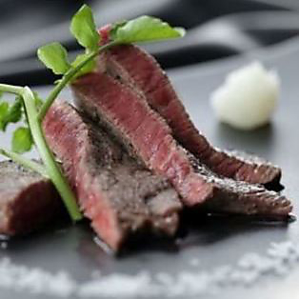 地元の旬食材を使用◎五感全てで味わえる、和と洋の融合を取り入れた創作料理をご堪能いただけます！