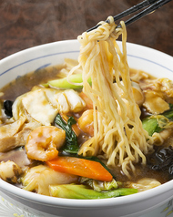 海鮮ラーメン/牛肉のオイスターソース麺/海鮮焼きそば