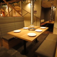＜ONE VIKING＞6名様掛けのテーブル席を5卓ご用意！お客様の人数に応じたお席をご用意しております◎