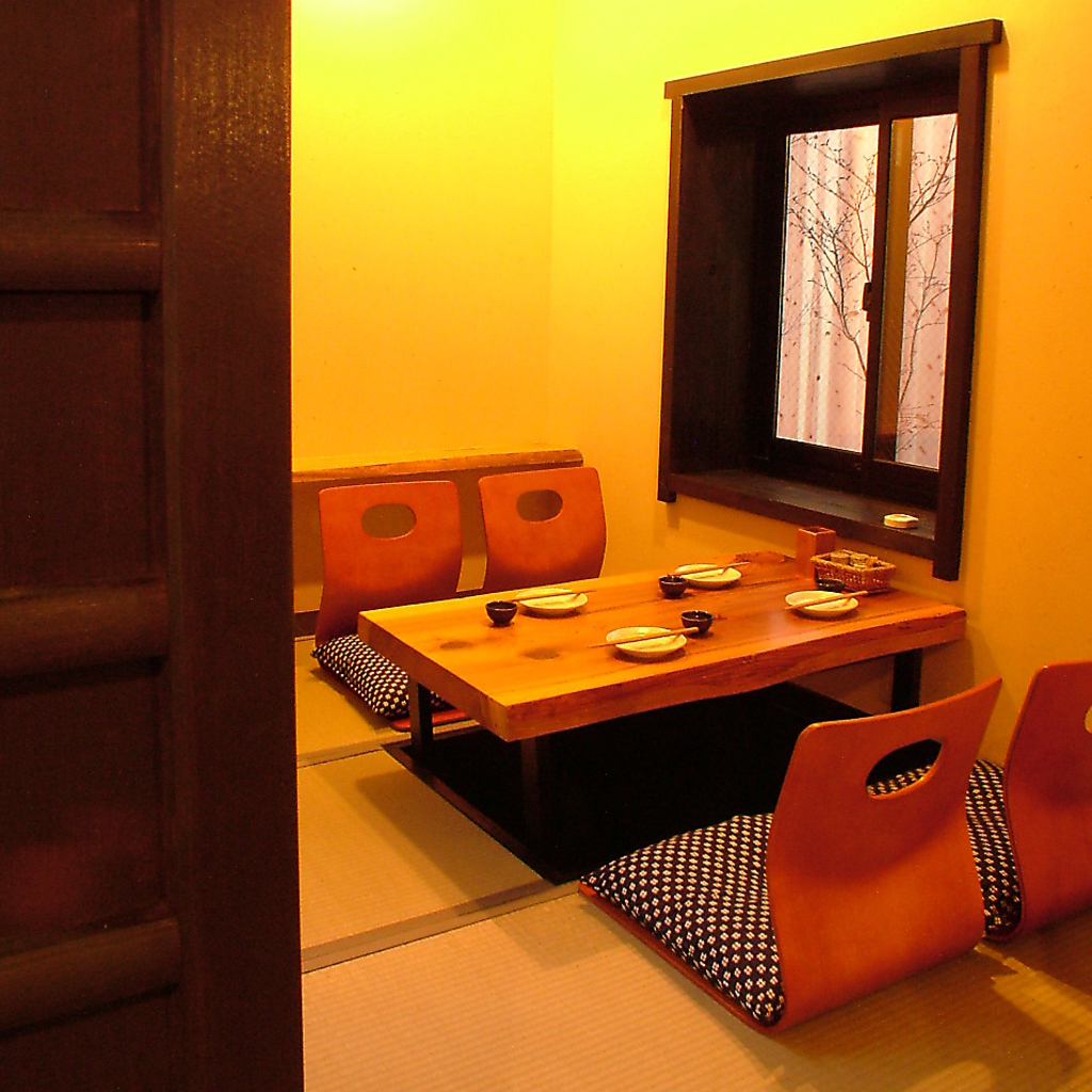 3、4名の個室が人気！気兼ねなくおしゃべりが出来る個室が嬉しい☆