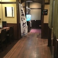 【少人数宴会・飲み会に】JR博多駅博多口から徒歩約3分の好立地！当店では周囲を気にせず宴会を楽しめるお席を完備しております。仕事帰りの飲み会や、友人との食事等、幅広いシーンに対応しておりますのでぜひご来店ください！