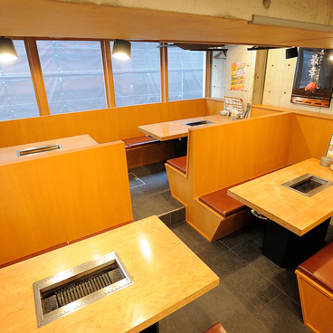 焼肉冷麺 肉五郎 アメリカ村店の雰囲気1