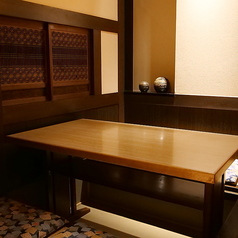 周りを気にせずゆったり使える掘りごたつ個室3