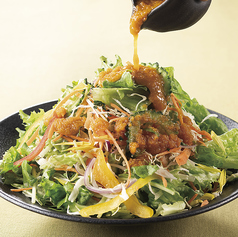 12種類の野菜の健康サラダ