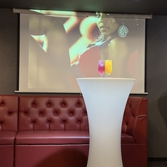 ★オフィシャルな宴会や仲間同士の打ち上げやオフ会にも重宝頂けます★各種宴会は2名様から最大約100名様まで！！個室も4名様～最大20名様までご用意あり。誕生日や記念日のご用意可能！！従業員一同で最大限おもてなしいたします♪誕生日会や女子会・結婚式の二次会などに◎合コンや女子会にもGOODです♪