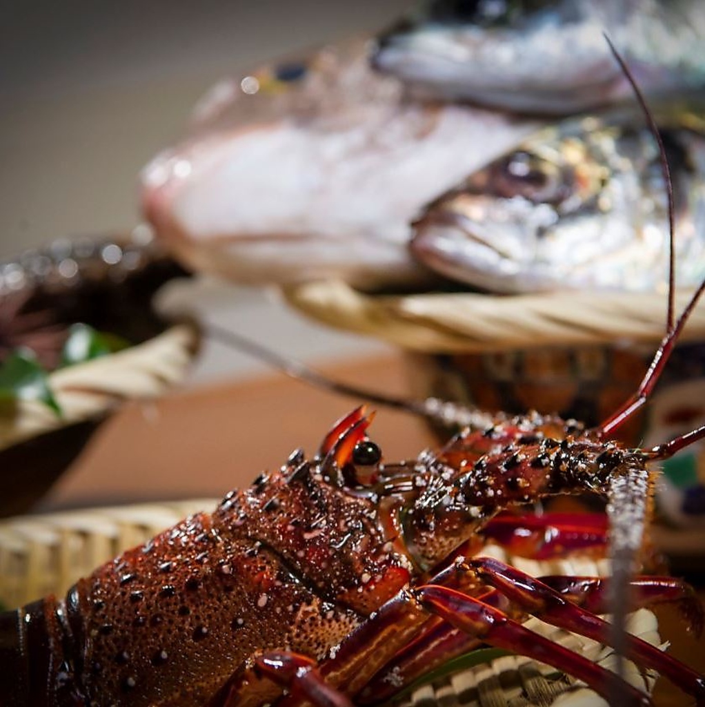 一般的な居酒屋よりご予算高めですが質は『どこにも負けない』プライドを持っています。