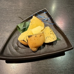 炭火で仕上げるじゃがバター