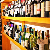 ワイン好き必見！お店厳選ワインに持ち込みもOK♪