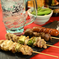 飲み放題と串4種＋一品付きで2800円でご案内！