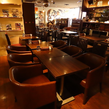 瓦 ダイニング kawara CAFE&DINING 横浜店の雰囲気1