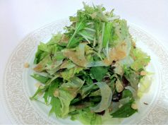 色々野菜のグリーンサラダ（選べるドレッシング和風orゴマ）/大根サラダ