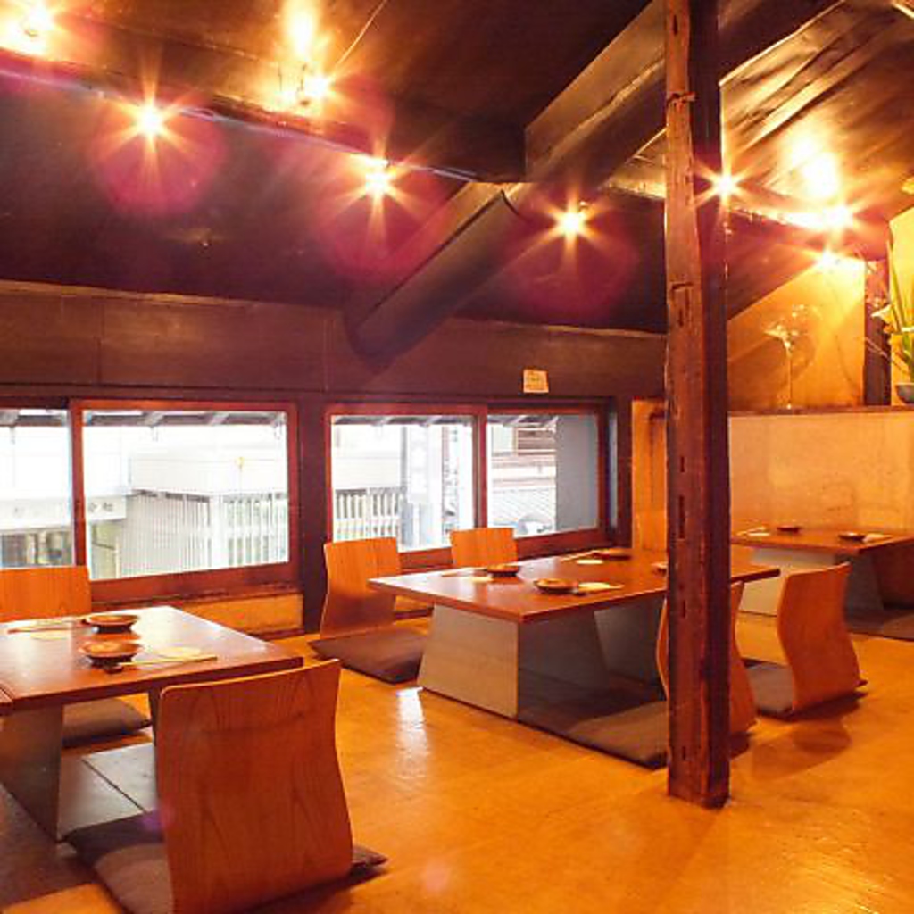 烏丸駅徒歩3分の好立地♪町家の雰囲気のこだわりの空間♪旬の食材をお楽しみ頂ける逸品の数々・・・