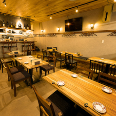 2名席はカップルのデートにもおすすめなカップルシート！