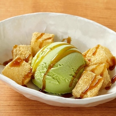 抹茶アイスとわらび餅