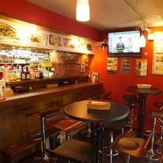 【幹事特典のご紹介】当店では少人数貸切をお探しの幹事様に嬉しい特典をご用意しております!クーポン利用で【1】11名様以上のご予約で幹事様1名無料!【2】コース予約でのご宴会はコース飲み放題が2時間→2.5時間に無料で延長!※これからのシーズンに最適!10人前後の歓送迎会には当店の店内全面貸切がオススメです♪