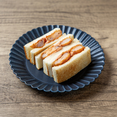 バクうま海老パン