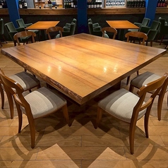 少人数から大人数まで承っております。