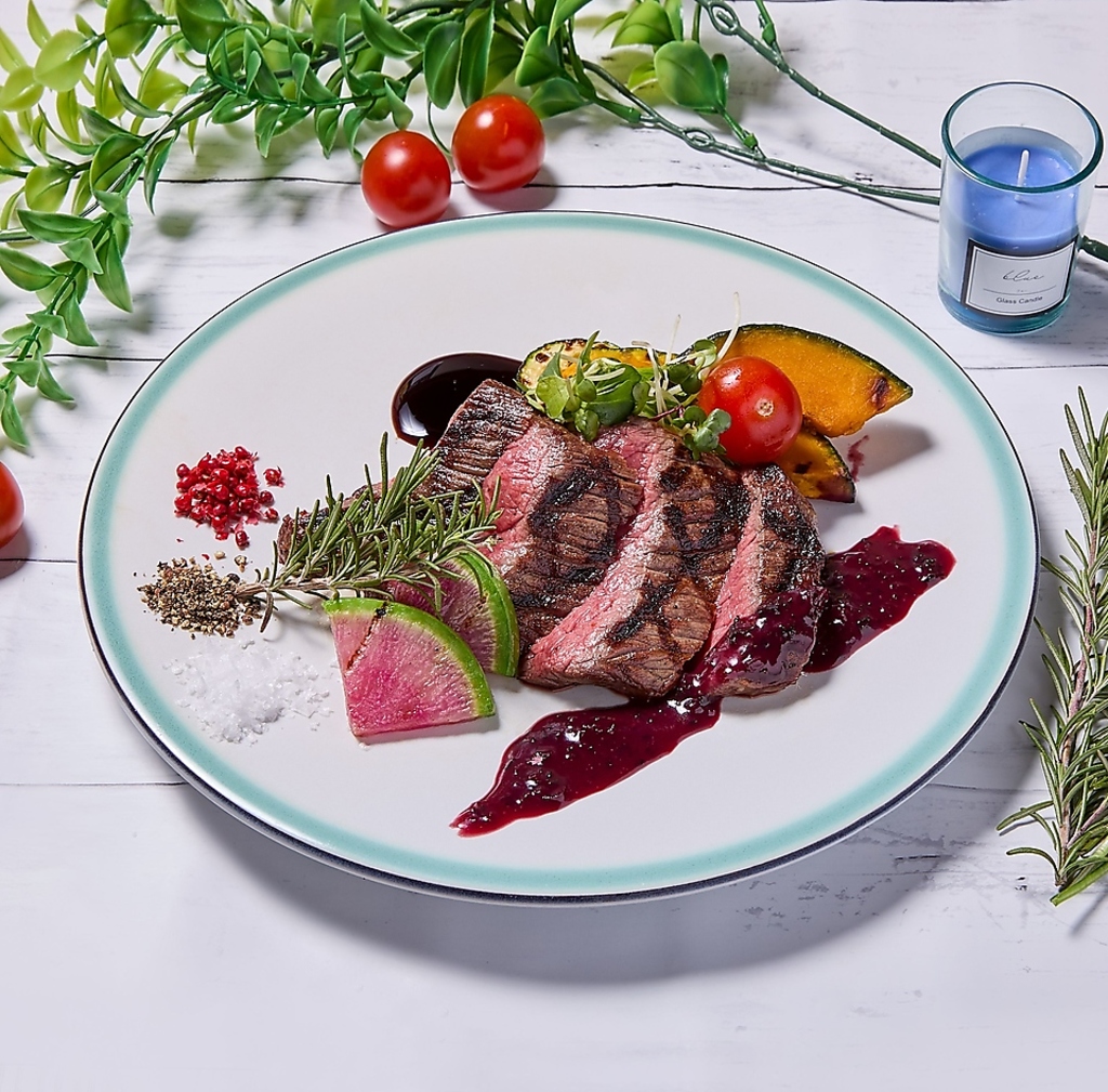 炭火焼&ワインバル イロリアの写真ギャラリー