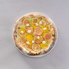 無花果のクワトロフォルマッジョ/ レモンカード・ピスタチオ・リコッタ