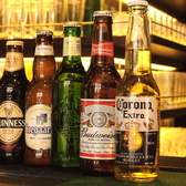 ◆各国のビール◆CELTSに来たなら海外ビールをご賞味ください。海外ビールを掛け合わせた「ブラック＆タン」は飲みごたえ十分！ビールはハーフサイズからご注文いただけますので飲み比べを思う存分お楽しみください。