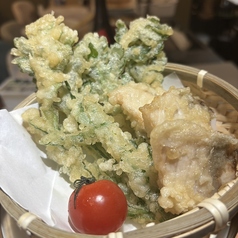 サワラと春菊の天ぷら
