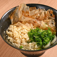 かつお出汁香る〆うどん