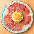 料理メニュー写真&nbsp;炙り和牛塩ユッケ