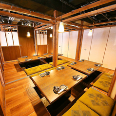 地鶏居酒屋 鶏っく梅田東通り店の雰囲気1