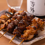 1本1本丁寧に仕込んだ焼き鳥はふっくらジューシー♪是非1度ご賞味ください！