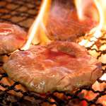 仕入れに拘り、質の良いタン元からタン中を使用で霜降り牛タンが驚きの価格で楽しめます！