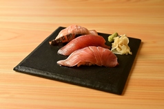 (握り) マグロ三貫