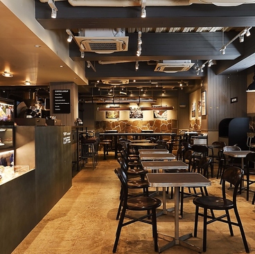Roasted COFFEE LABORATORY ローステッド コーヒー ラボラトリー 渋谷神南店の雰囲気1