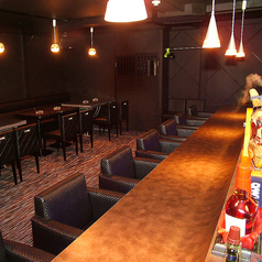 【貸切】最大30名様まで可能です!立食の場合は、40名様位まで対応可能です！お気軽にご連絡下さい♪総席数25席(カウンター×10、テーブル×15)完備!20名様以上で貸切可能♪お客様のシーン・人数に合わせご案内いたします♪お席詳細・人数・ご予算など、お気軽にお問い合わせください♪※写真は一例です