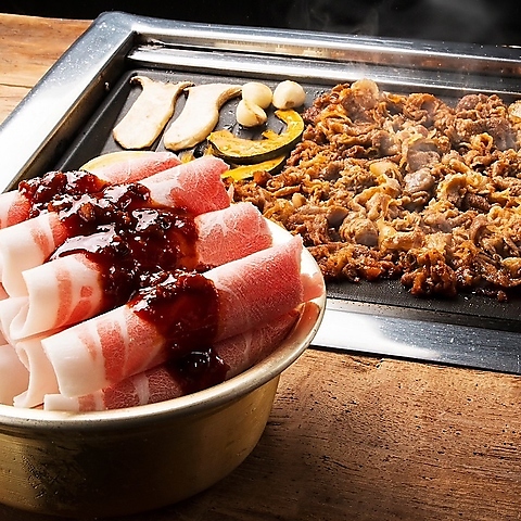 カジュアルな雰囲気の店内で、本場の韓国料理をお楽しみいただけます♪