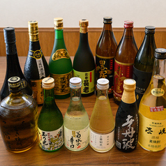 全国から厳選！こだわりの日本酒と沖縄特選泡盛◎