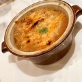 料理メニュー写真&nbsp;オニオングラタンスープ