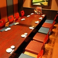 少人数から大人数でのお食事にも！小上がり席♪団体のお客様におすすめ個室の利用は7名様以上から承ります。